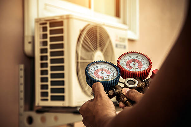 Professional Hvac technician working in Lakeland, GA